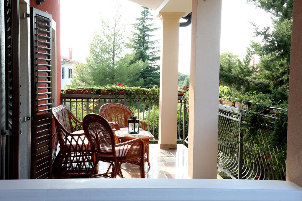 Apartments Max Vrsar Exterior foto